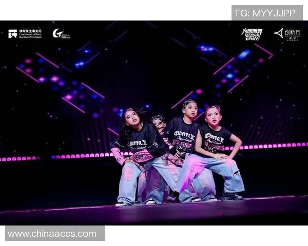 街舞梦想的追逐：上海街舞队奋斗历程的真实记录与感悟